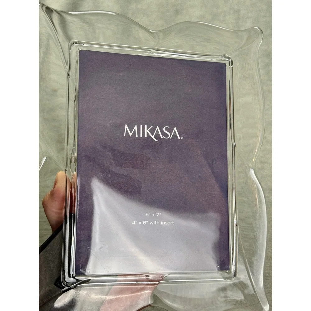Mikasa Lead Crystal Wavy Scalloped 5x7 Picture Frame Clear Glass Modern Decor